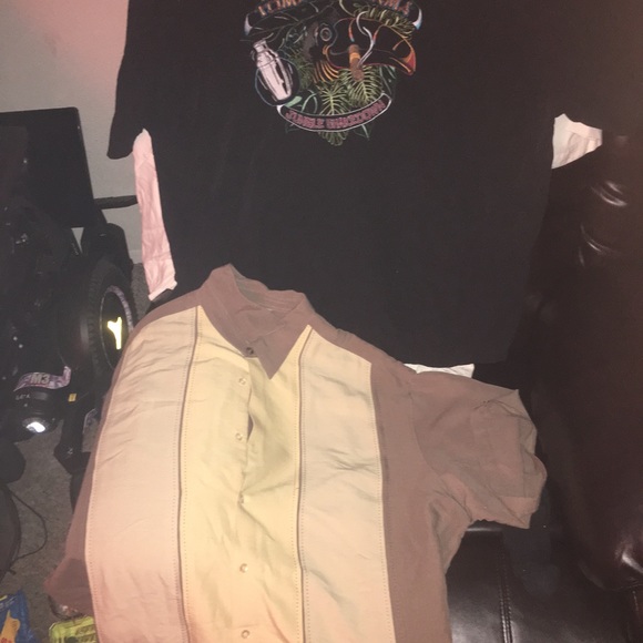 Tommy Bahama shirt - Picture 1 of 4